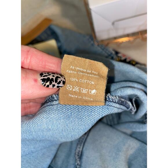 Delila Embroidered Fringe Stunning Blue Jean Button Down Denim Jacket Large NWT - Picture 12 of 12